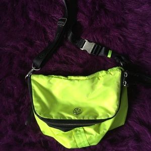 Lululemon good fortune bag  🔮